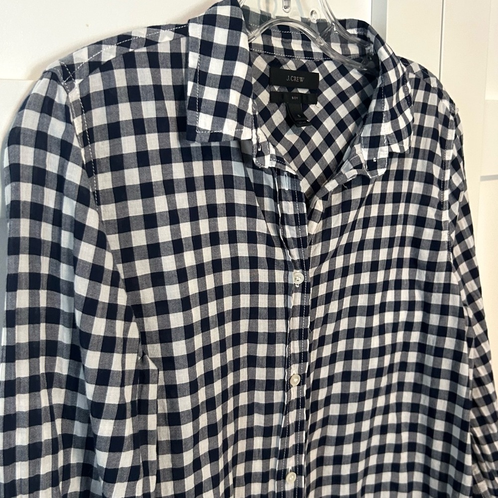 J. Crew Women's Navy and White Gingham Classic Fit Boy Shirt in‎ Size 6 - Picture 5 of 12